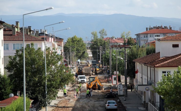 Serdivan’ın tüm içmesuyu altyapısı yenileniyor