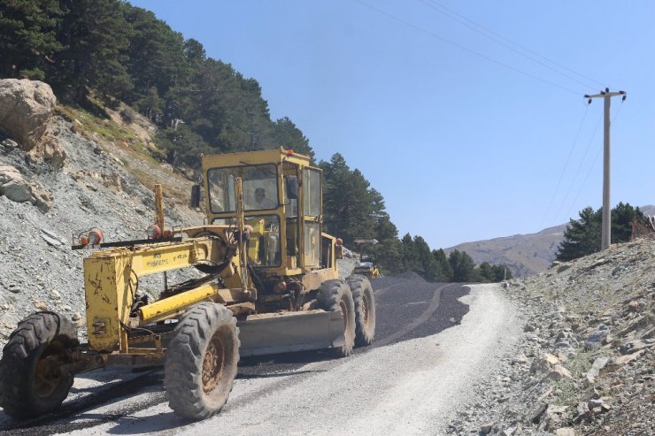 Alanya’da içme suyu ve asfalt çalışması