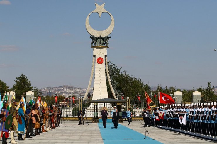 Cumhurbaşkanı Erdoğan, Filistin Devlet Başkanı Abbas’ı resmi törenle karşıladı