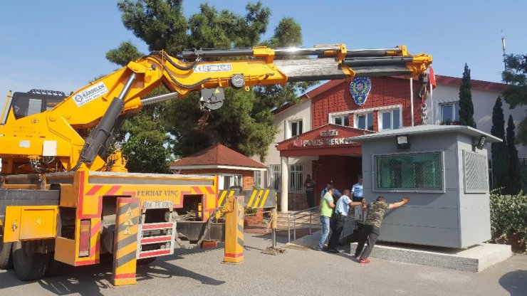 Samsun’da polis merkezlerine zırhlı nöbet kulübesi