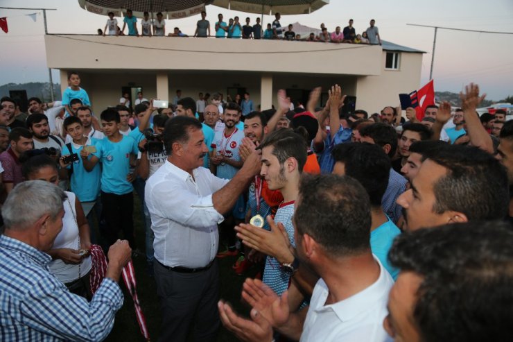 Köylerarası Futbol Turnuvası’nın şampiyonu Ayvagediği