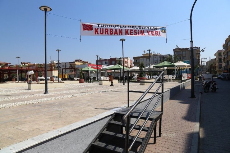 Kurban kesim yerleri hizmete hazır