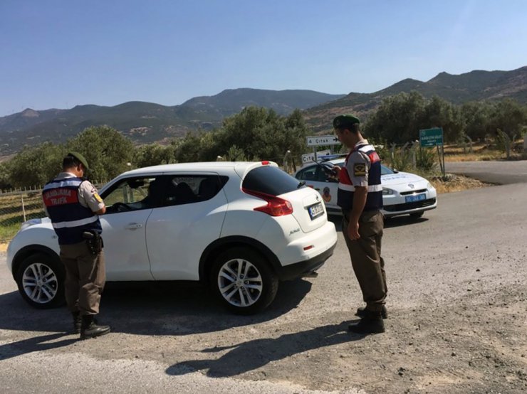 Jandarma trafik ekipleri bayram öncesi uyardı