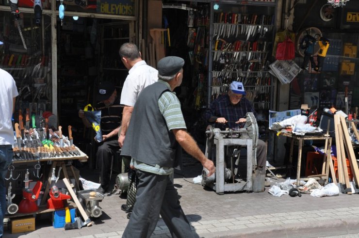 Bıçakçılarda bayram yoğunluğu