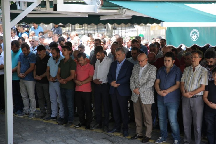 Başkan Çelik Camii Kebir esnafını ziyaret etti