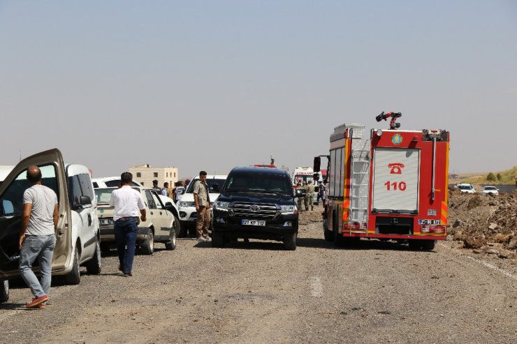 Diyarbakır’da askeri aracın geçişinde patlama: 2 şehit