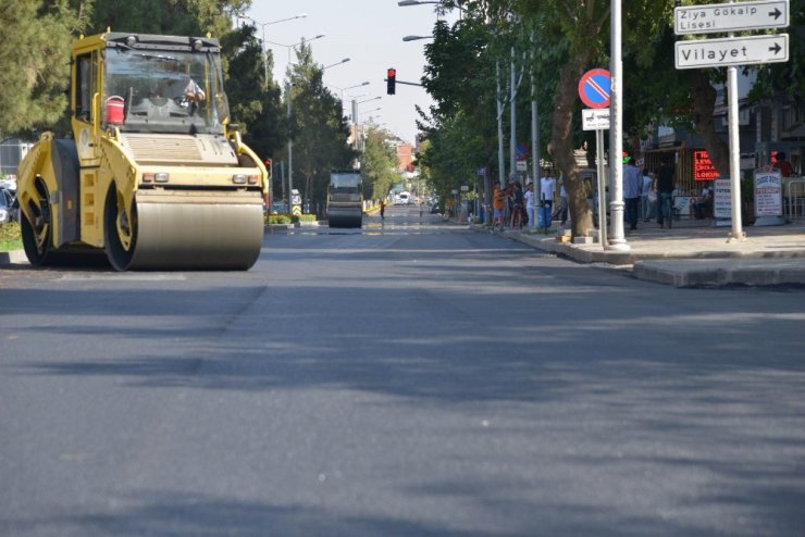 Elazığ Caddesi’nde asfalt çalışması tamamlandı