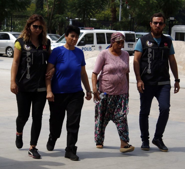 Antalya’da yakalanan uyuşturucu kuryesi şok etti