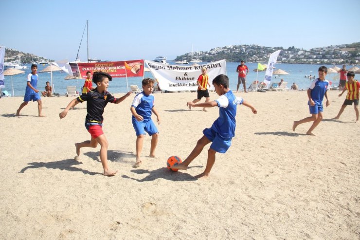 Bodrum’da plaj futbolu şenliği