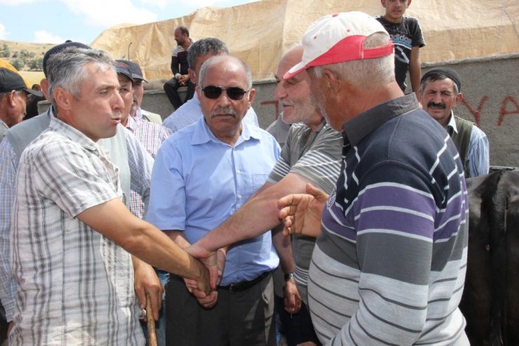 Yozgat’ta kurban pazarında hareketlilik yaşanıyor