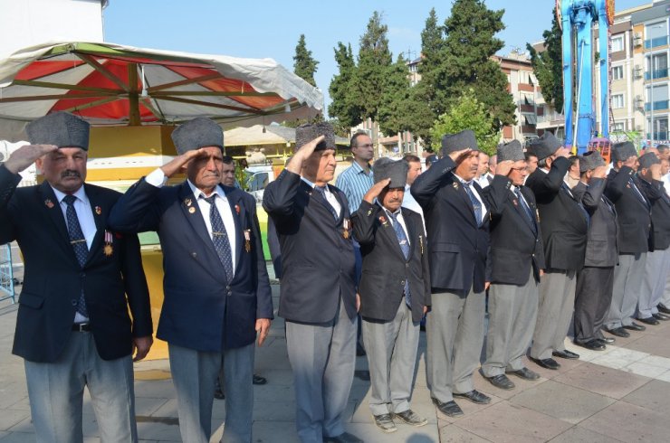 Manisa’nın ilçelerinde Zafer Bayramı coşkusu