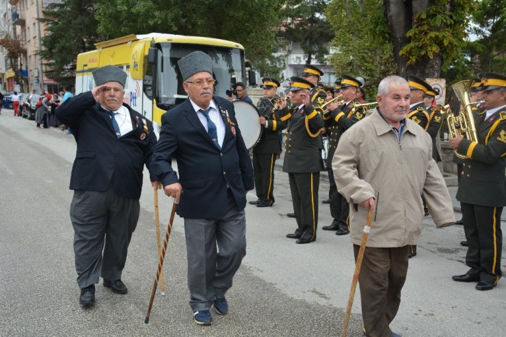 Şehit annesi gözyaşlarını tutamadı