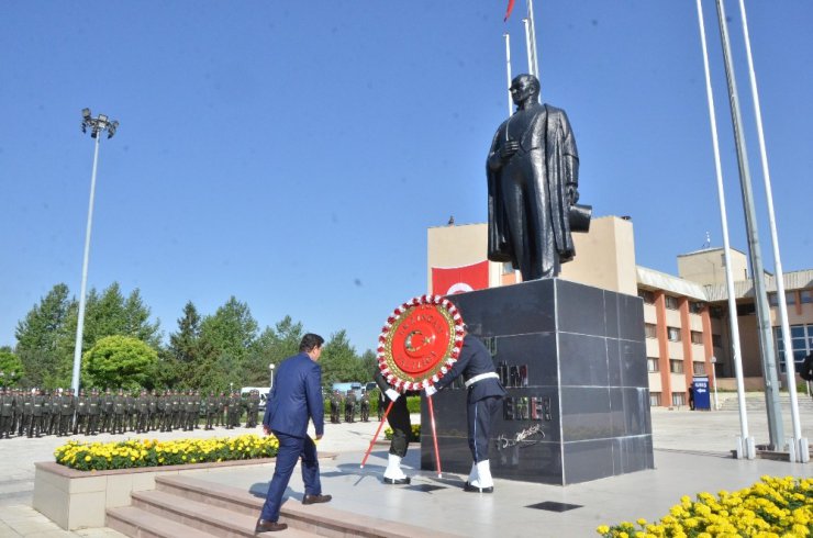 Erzincan da zafer bayramı coşkusu