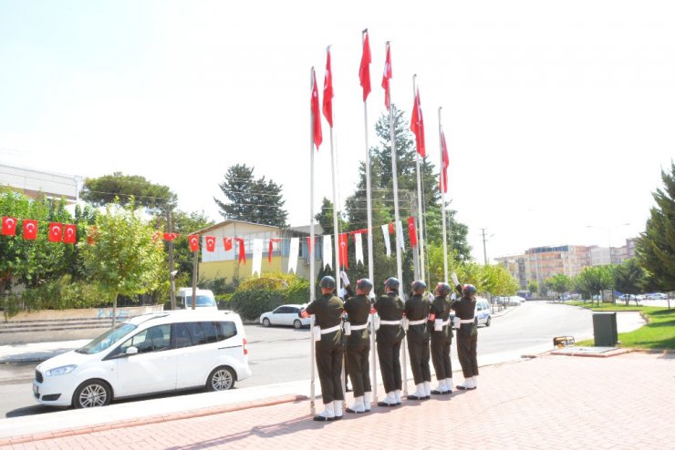 Siverek’te Zafer Bayramı törenle kutlandı