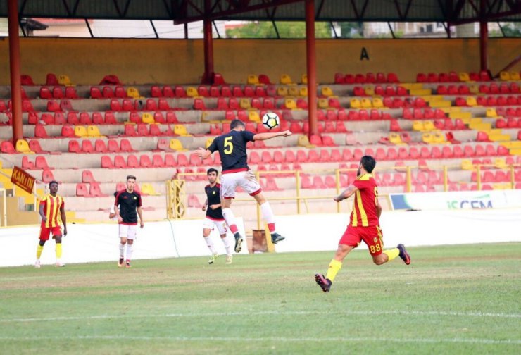 Evkur Yeni Malatyaspor, U21 takımıyla ile hazırlık maçı oynadı