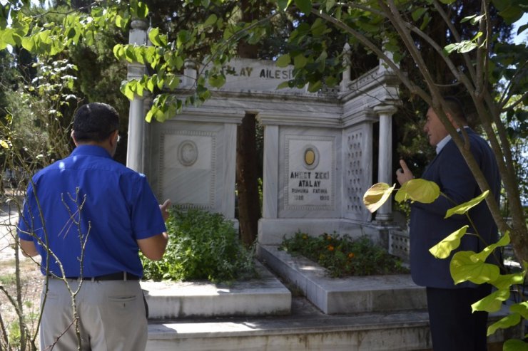 Alaplı’da mezarlıklara ziyaretçi akını