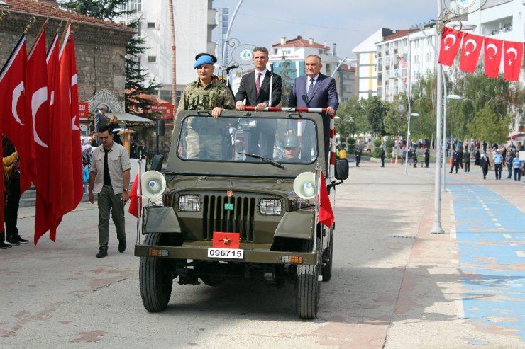 Komandolar şehir merkezini inletti