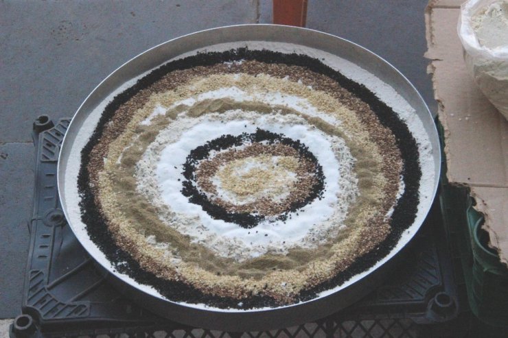 Çörek karışımları tezgahlarda yerini aldı