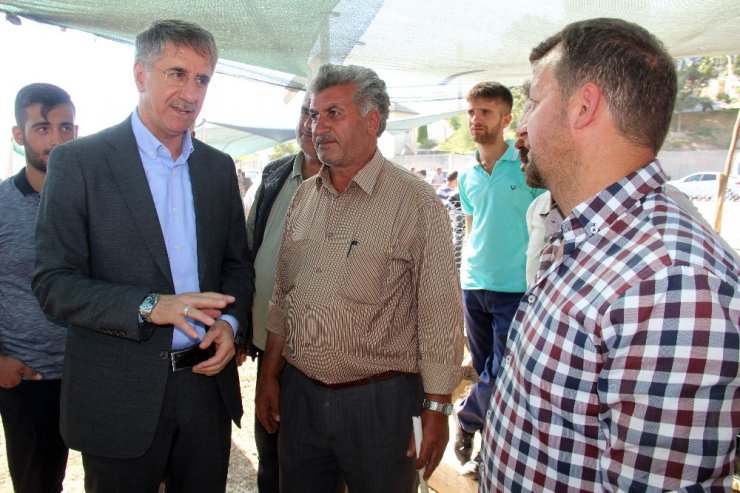 Kurban pazarında son gün yoğunluğu