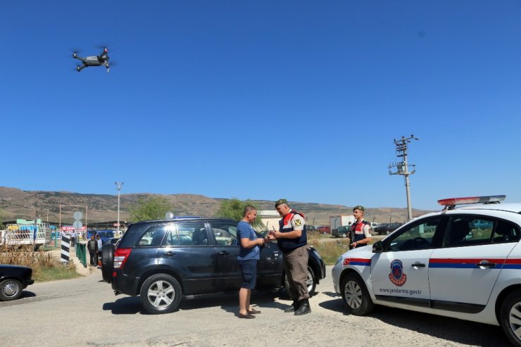 Jandarmadan hayvan pazarına droneli önlem