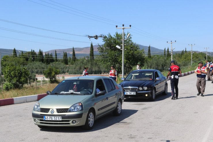 Narkotik köpeği uyuşturucuya geçit vermedi