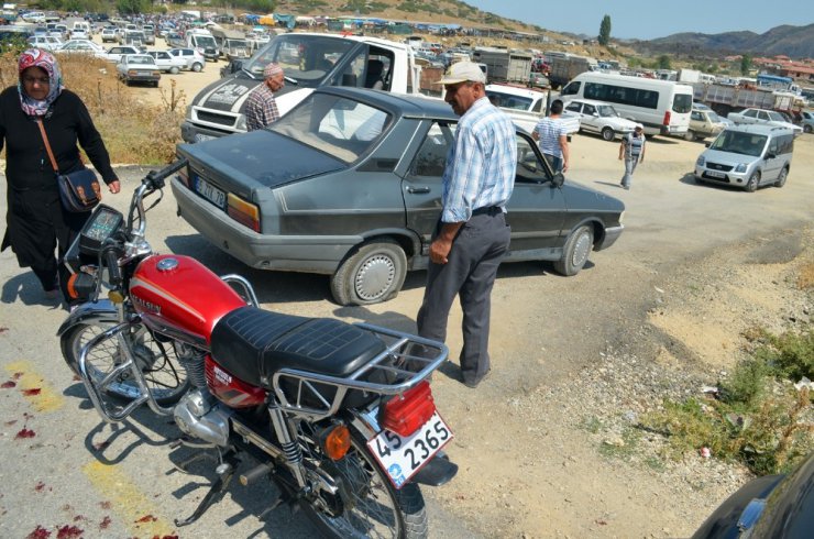 Otomobil ile motosiklet çarpıştı: 1 yaralı