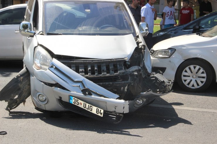 Şanlıurfa’da zincirleme kaza : 2 yaralı