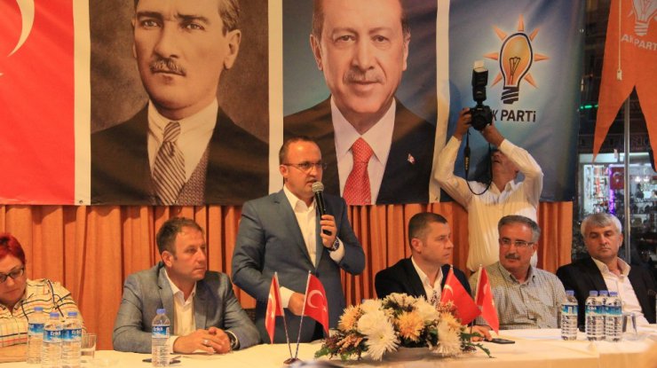 AK Parti’li Turan: "500 metrekarelik alanı yönetemeyenler Türkiye’yi nasıl yönetecekler?"