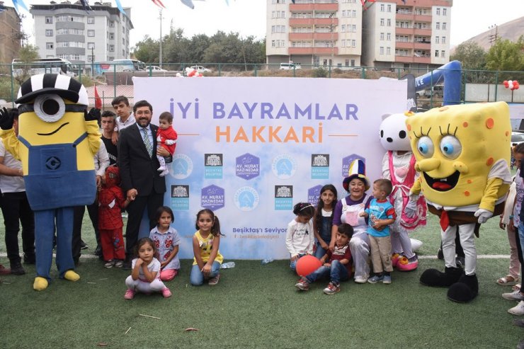 Beşiktaş Belediye Başkanı Hazinedar, Hakkari’de Çocuk Festivali’ne katıldı