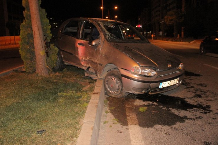 Elazığ’da trafik kazası: 3 yaralı