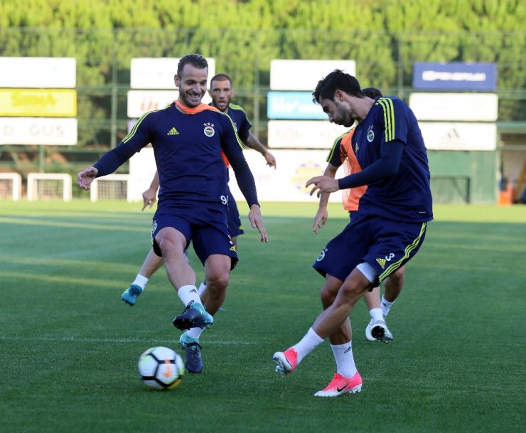 Fenerbahçe’de Medipol Başakşehir maçı hazırlıkları devam ediyor