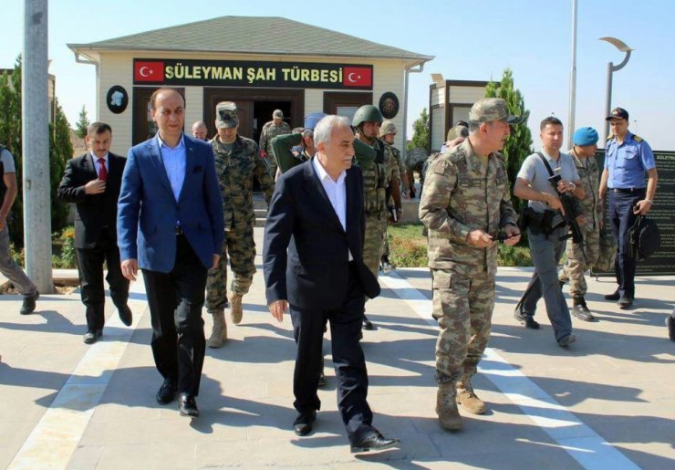 Genelkurmay Başkanı Org. Akar, Süleyman Şah Türbesini ziyaret etti