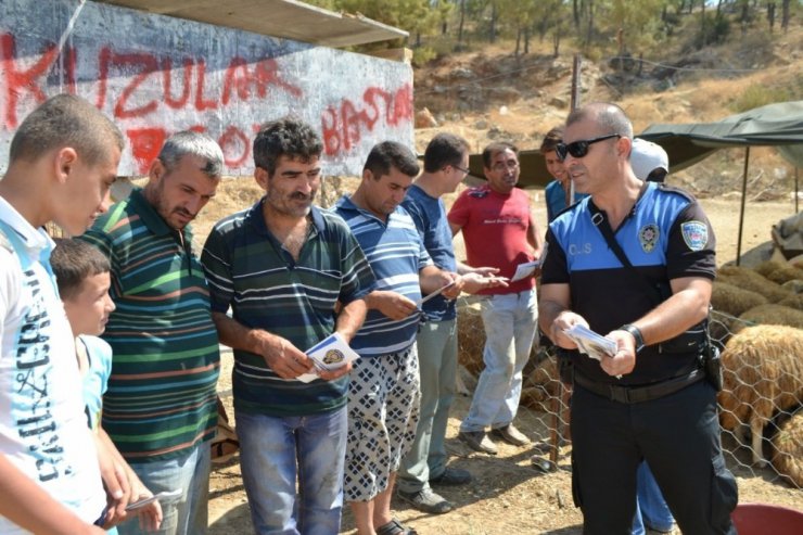 Bozyazı’da polis sahte para uyarısı yaptı