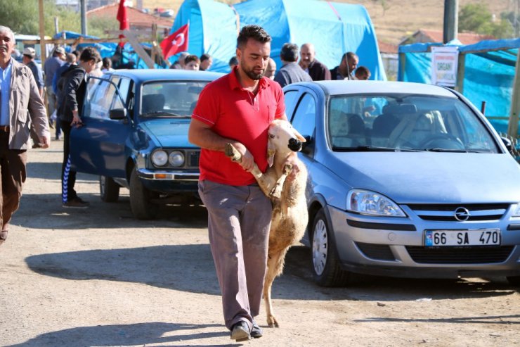 Yozgat’ta 48 acemi kasap hastanelik oldu