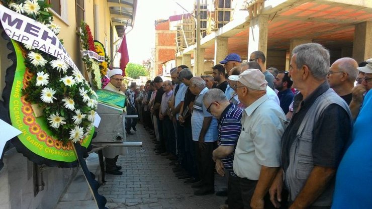 İş adamı Necati Uytun’un annesi vefat etti