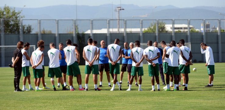 Bursaspor’da hazırlıklar sürüyor