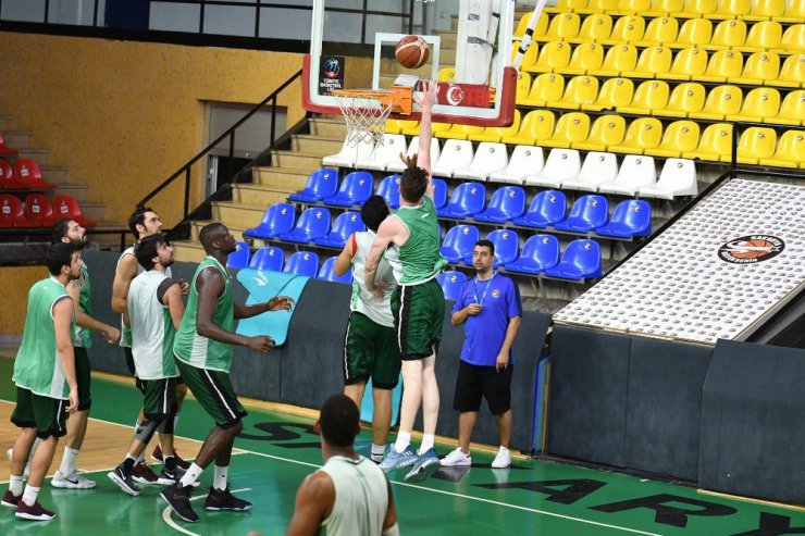 Büyükşehir Basket takımı hazırlık maçları için parkeye çıkıyor