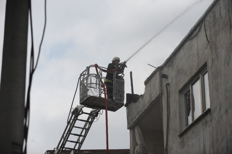 Bursa’da korkutan yangın