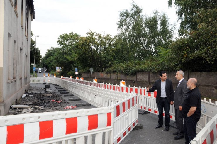 Almanya’da yangında yaralanan Türklere DİTİB’den ziyaret