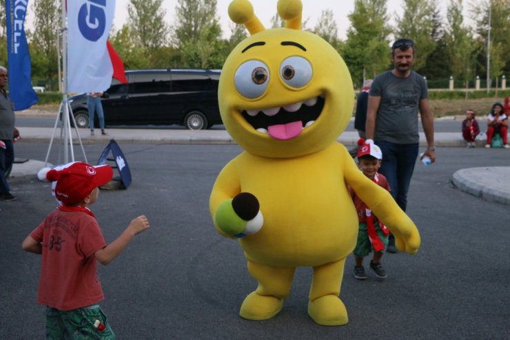 Eskişehir, maça eğlenerek hazırlanıyor