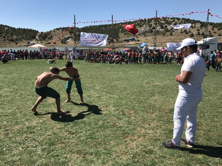 Türkiye’nin tek güreş kulübüne sahip köyü