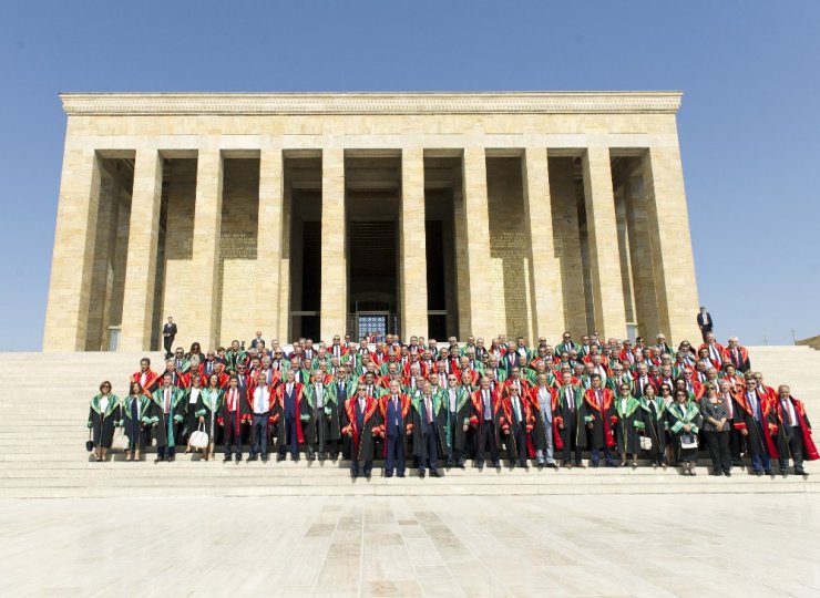 Yargıtay üyeleri Anıtkabir’i ziyaret etti