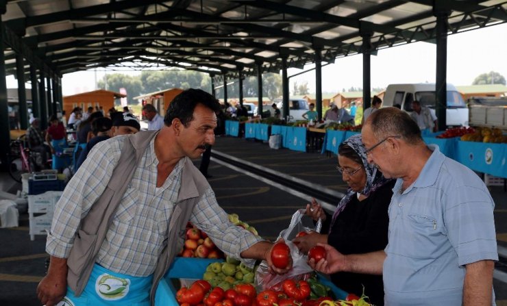 Doğal Ürünler Bahçesi ve Pazarı sağlıklı beslenmek isteyenlerin uğrak mekanı oldu