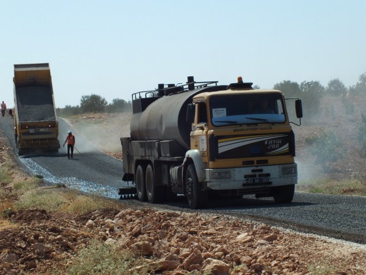 Halfeti’de asfalt seferberliği