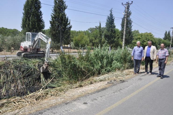 Hürriyet Mahallesi’nde dere temizlik çalışması tamamlandı