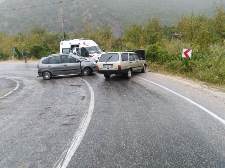 Eskişehir’de trafik kazası: 2 yaralı