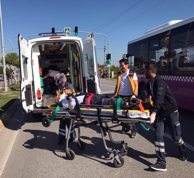Sakarya’da elektrikli bisiklet ile motosiklet çarpıştı: 2 yaralı