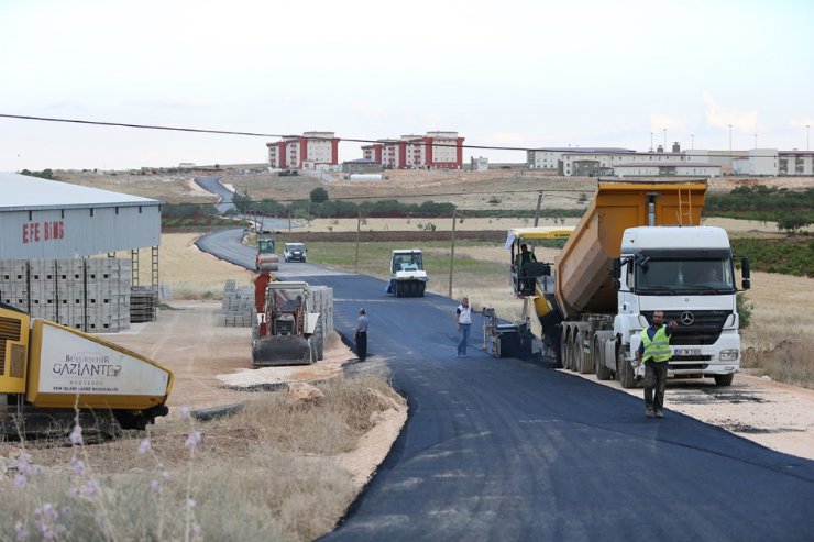 Gaziantep’te 3 yılda bin 657 kilometre yol asfaltladı