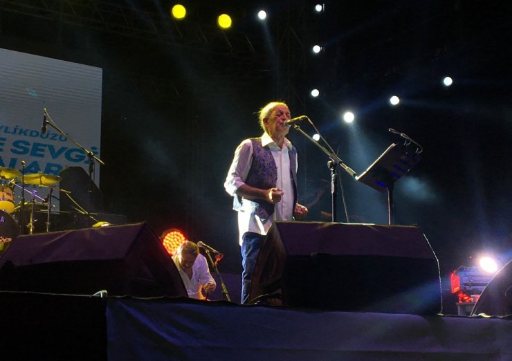 Beylikdüzü’nde Edip Akbayram konseri