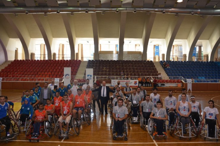 1. International Cup Tekerlekli Sandalye Basketbol Turnuvası başladı